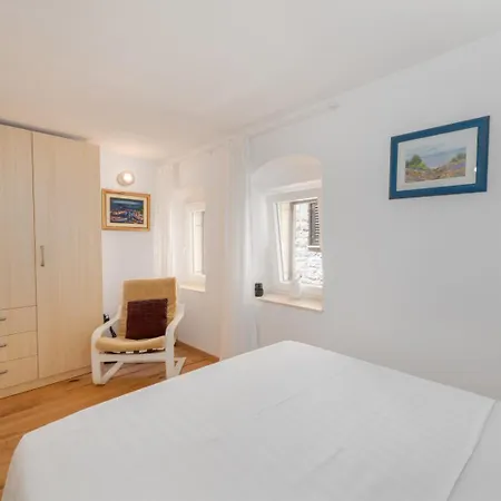 Traditional Dalmatian House Tina Trogir