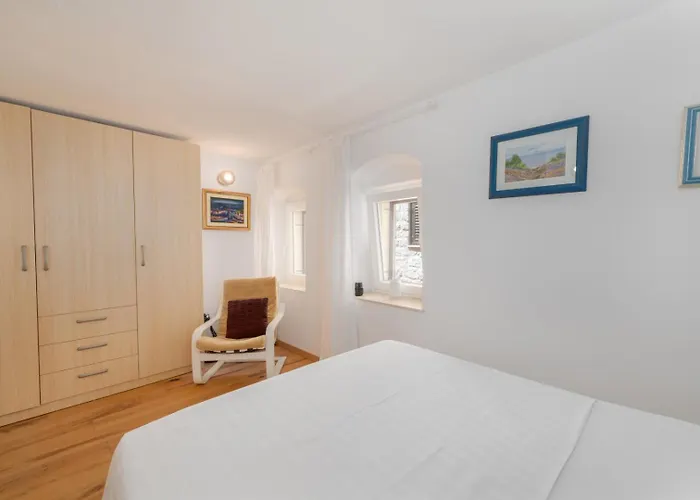Traditional Dalmatian House Tina Trogir