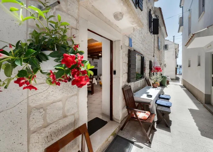 Tatil Evi Traditional Dalmatian House Tina Trogir